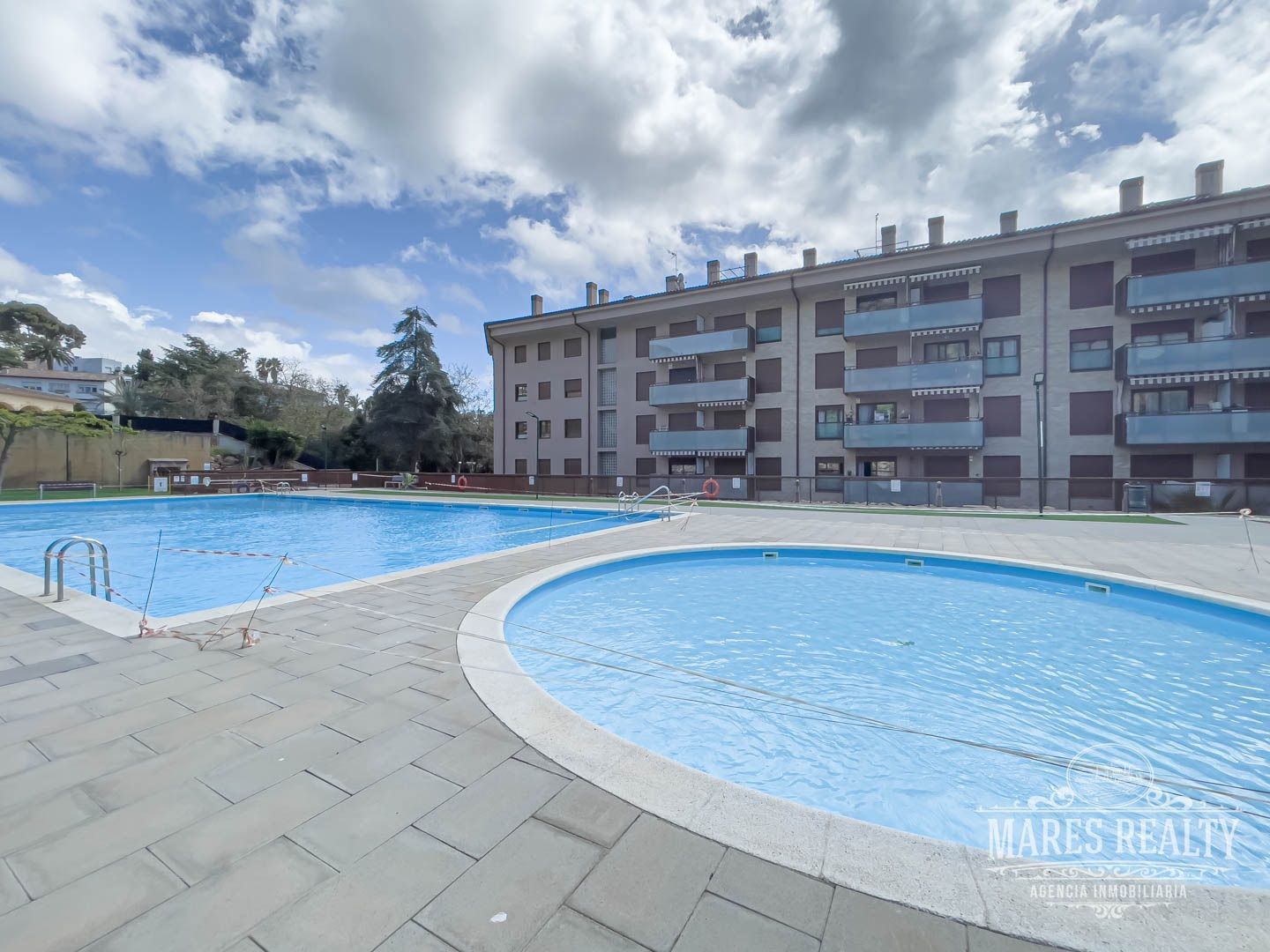 Swimming pool of Attic for sale in Lloret de Mar  with Air Conditioner, Heating and Terrace