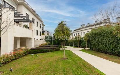 Exterior view of Flat for sale in  Madrid Capital  with Air Conditioner, Terrace and Swimming Pool