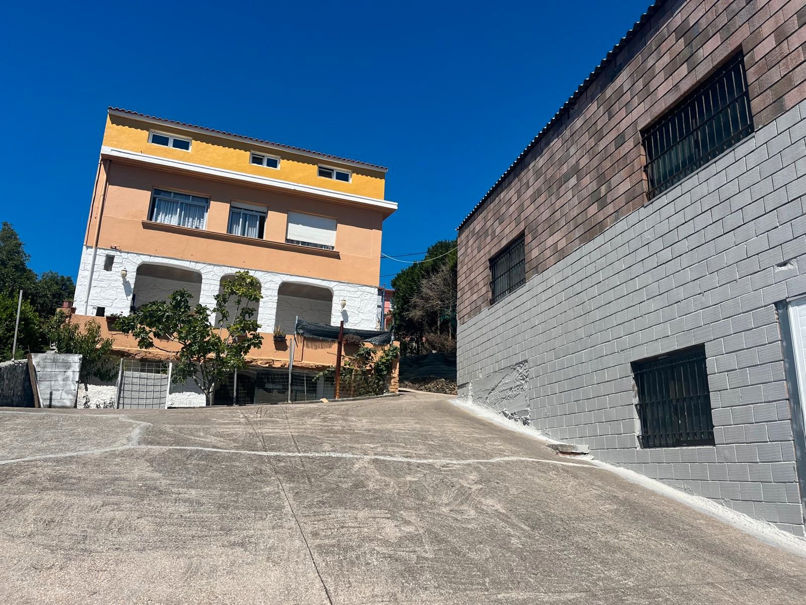 Vista exterior de Casa o chalet en venta en Vigo  con Trastero y Amueblado