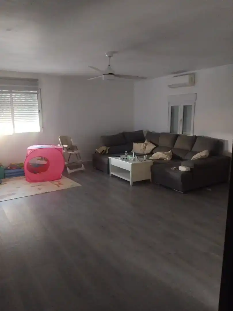 Sala de estar de Casa o chalet de alquiler en Montroi / Montroy con Jardín privado, Piscina y Amueblado