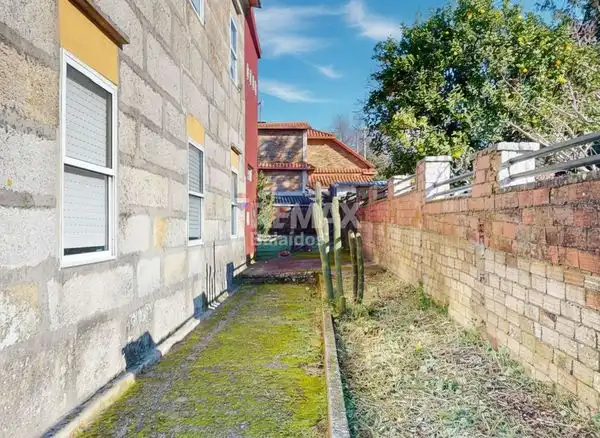 Vista exterior de Casa o chalet en venta en Vigo  con Jardín privado y Trastero