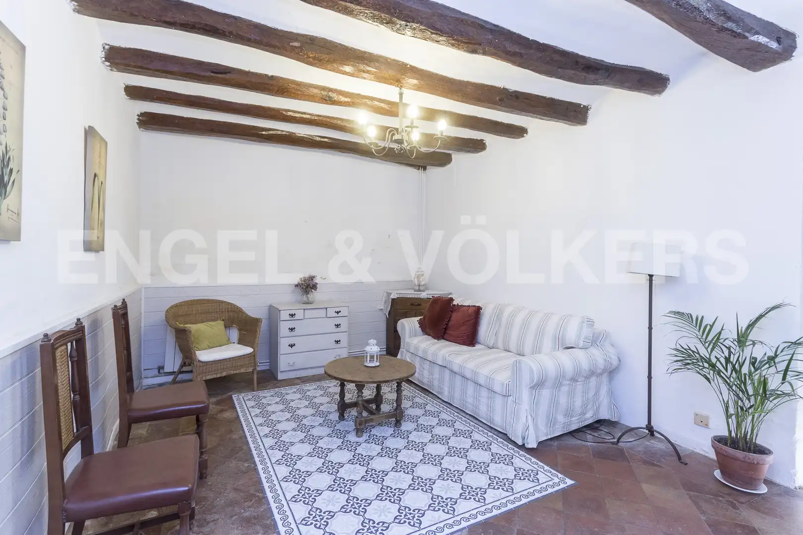 Sala de estar de Finca rústica en venta en Subirats con Calefacción, Jardín privado y Parquet