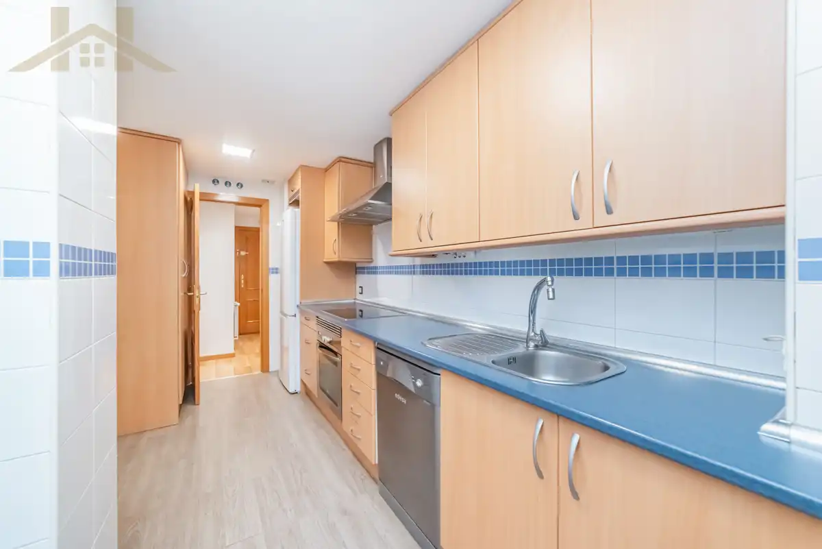 Kitchen of Flat for sale in Pinto  with Air Conditioner, Heating and Storage room