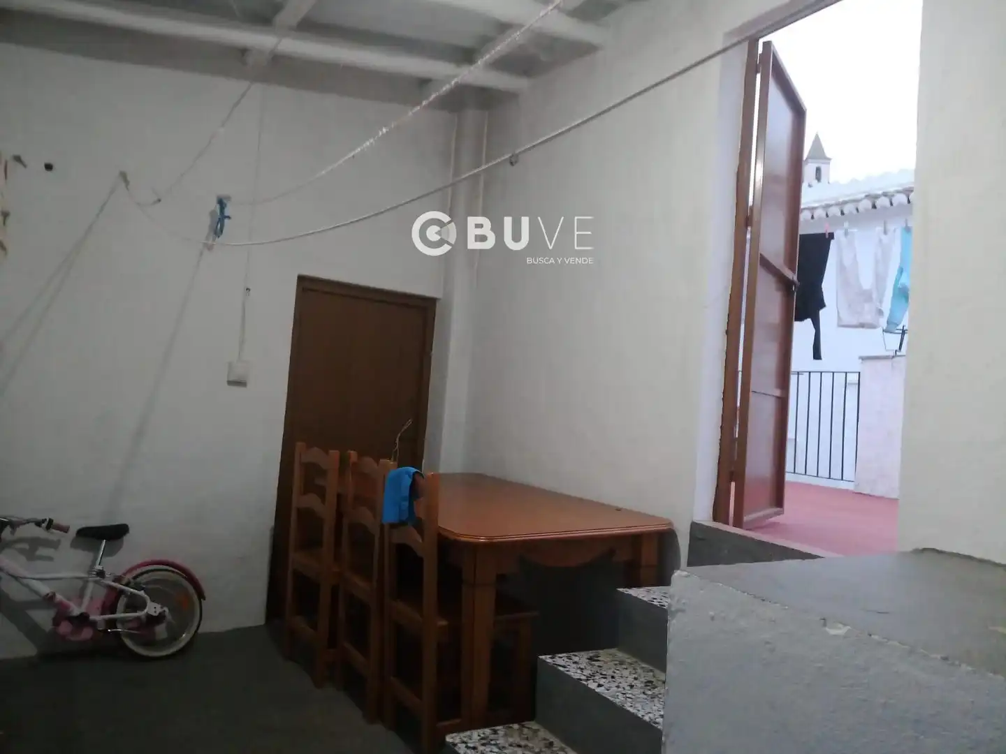 Wohnung zum Verkauf in Casarabonela mit Terrasse, Abstellraum und Möbliert