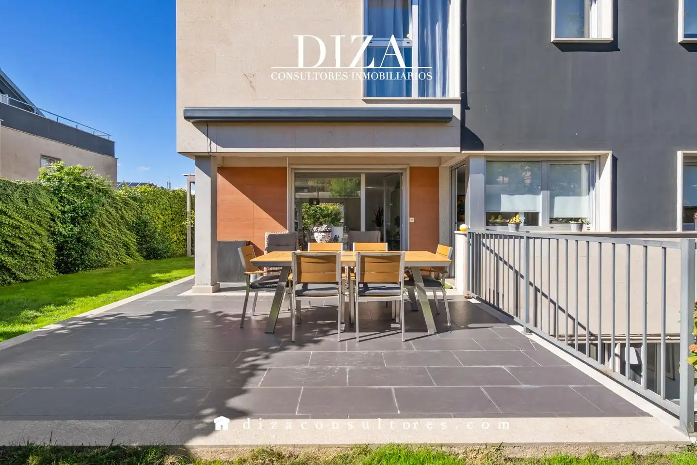 Terraza de Casa adosada en venta en Montecillo