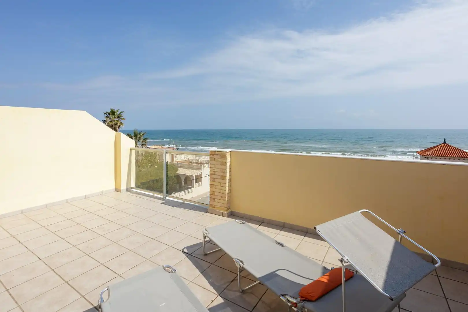 Terraza de Ático en venta en Piles con Aire acondicionado, Calefacción y Jardín privado