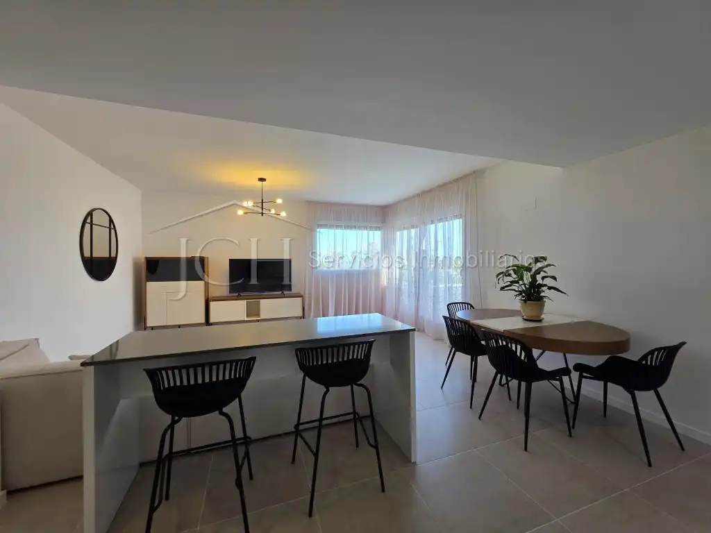 Sala de estar de Ático de alquiler en Estepona con Amueblado
