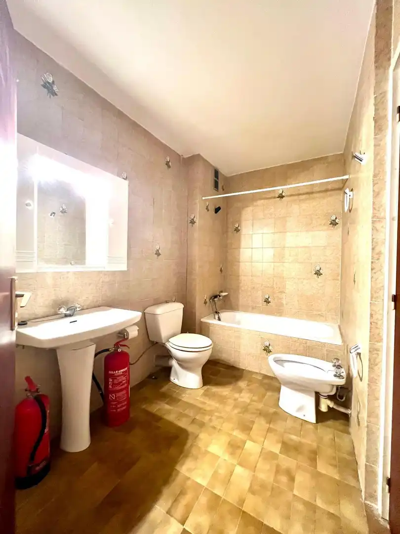 Bathroom of Flat for sale in Tortosa