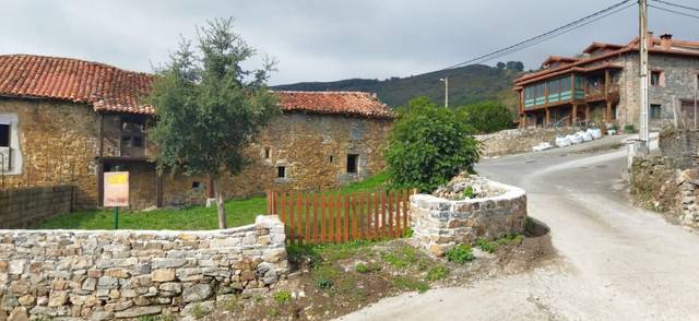 Casa adosada en Venta en Ramales de la Victoria