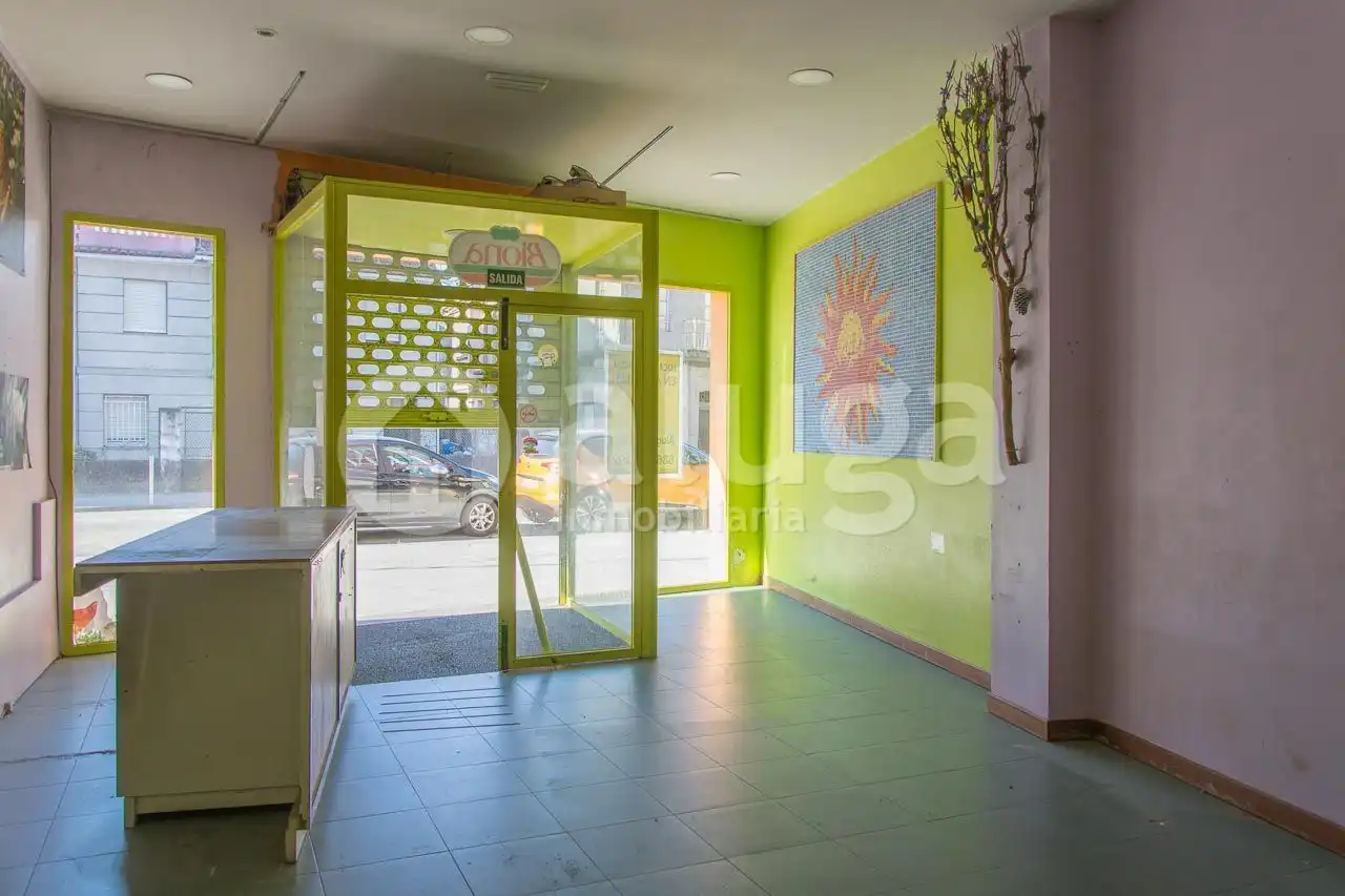 Business premises to rent in Coiro, imagen 3