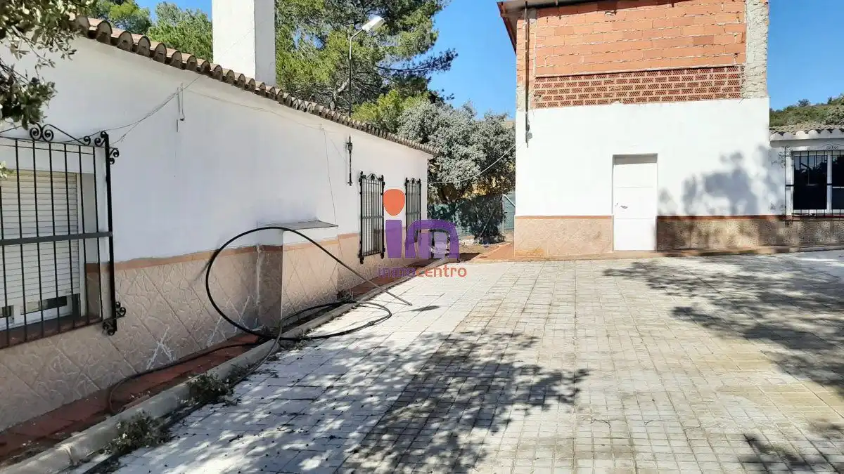 Vista exterior de Casa o xalet en venda en Santa Cruz de Mudela