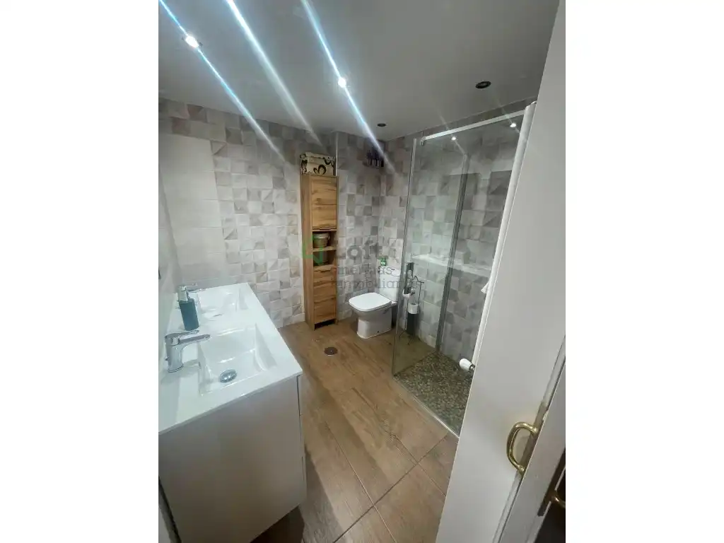 Terraced house with pool for sale in Avenida Elvas, imagen 19