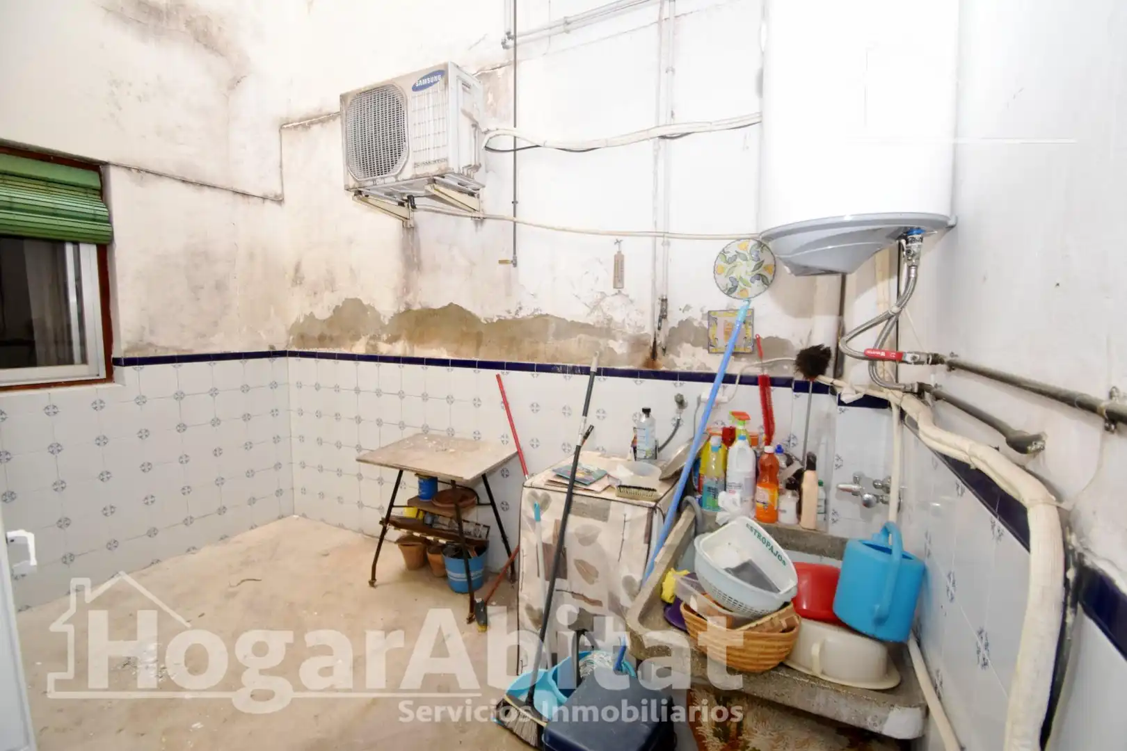 Wohnung zum Verkauf in Alzira mit Klimaanlage, Terrasse und Möbliert