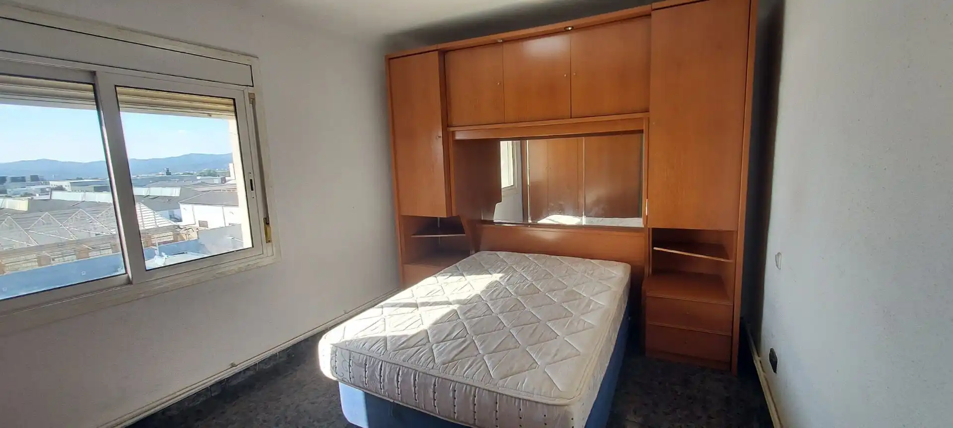 Habitación de Piso en venta en Barberà del Vallès con Calefacción
