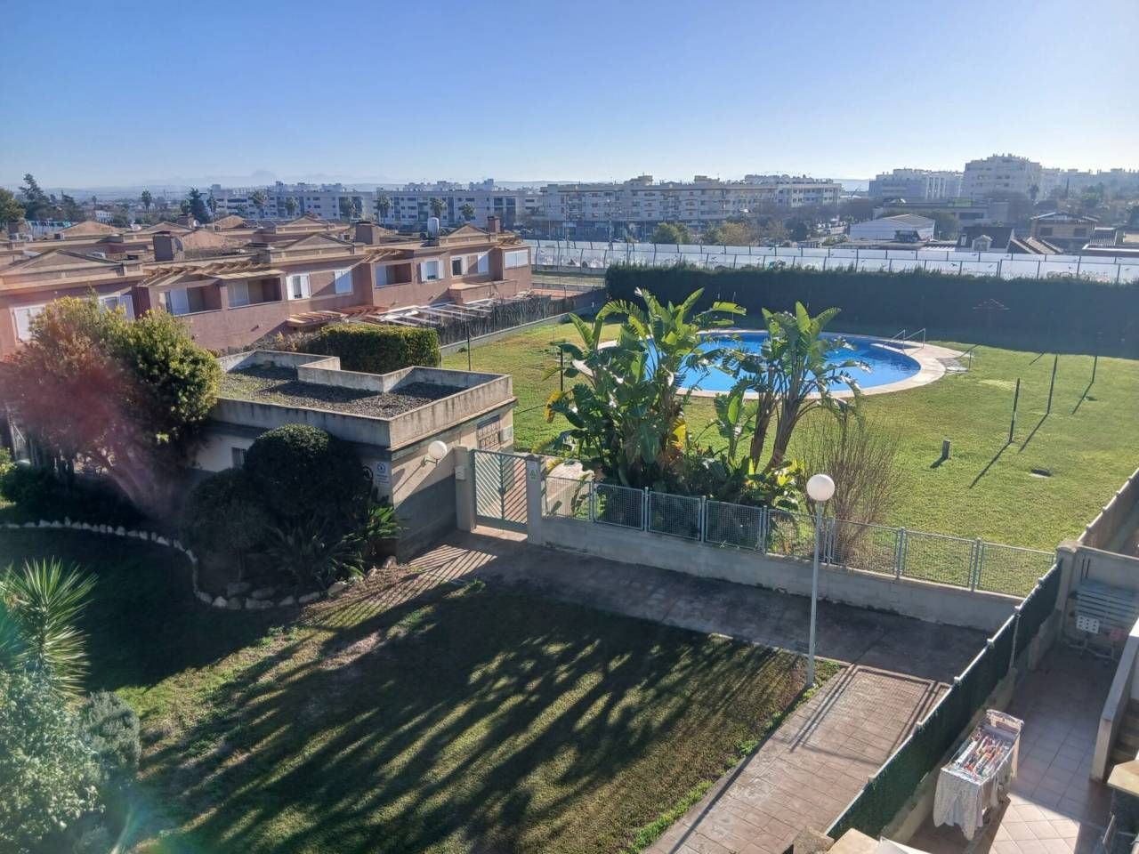 Jardí de Pis de lloguer en Jerez de la Frontera amb Aire condicionat, Terrassa i Piscina comunitària
