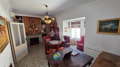Foto 2 de Piso en venta en Martos, Jaén