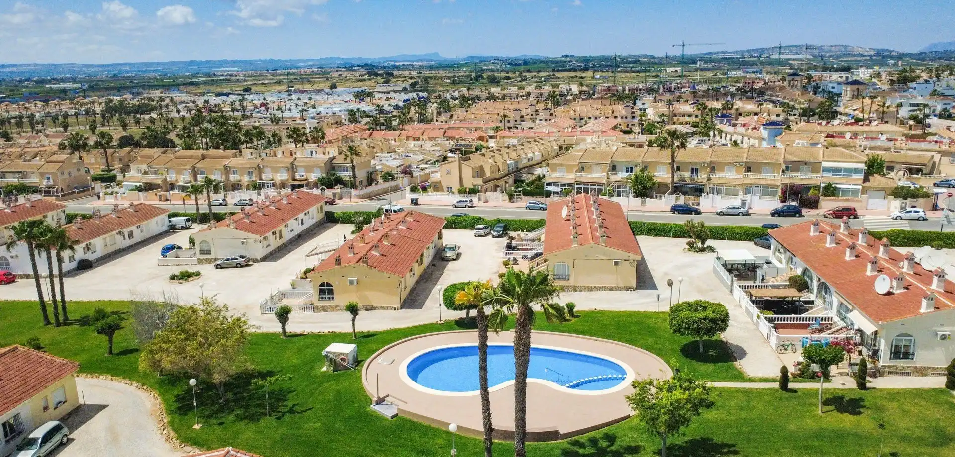 Vista exterior de Finca rústica en venda en Rojales amb Terrassa i Moblat