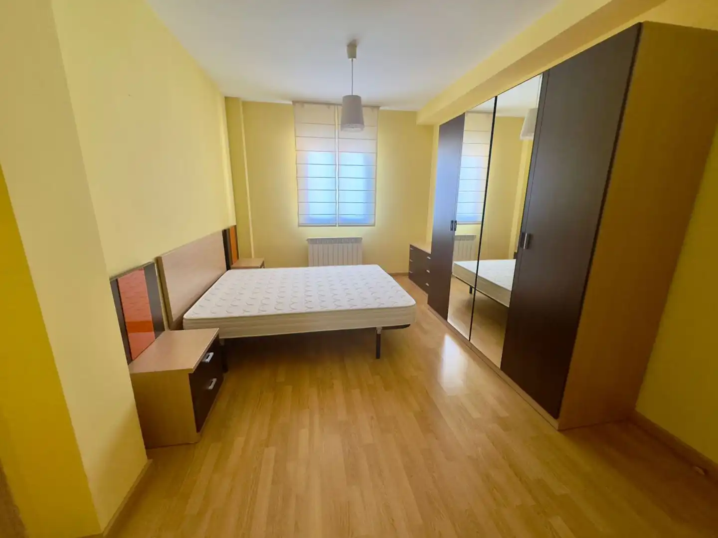 Schlafzimmer von Wohnung zum Verkauf in Valdepeñas mit Heizung, Parkett und Balkon