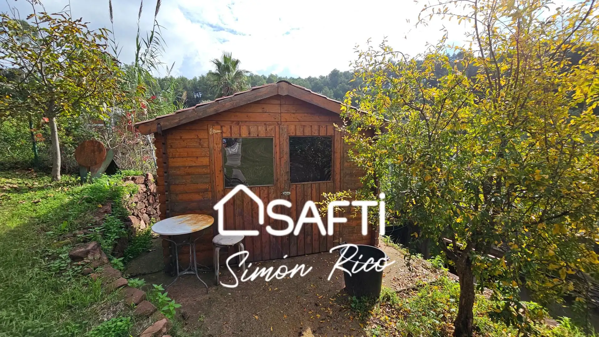 Jardí de Casa o xalet en venda en Cervelló