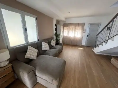 Haus oder Chalet zur Miete in Tres Barrios - Trasmontaña