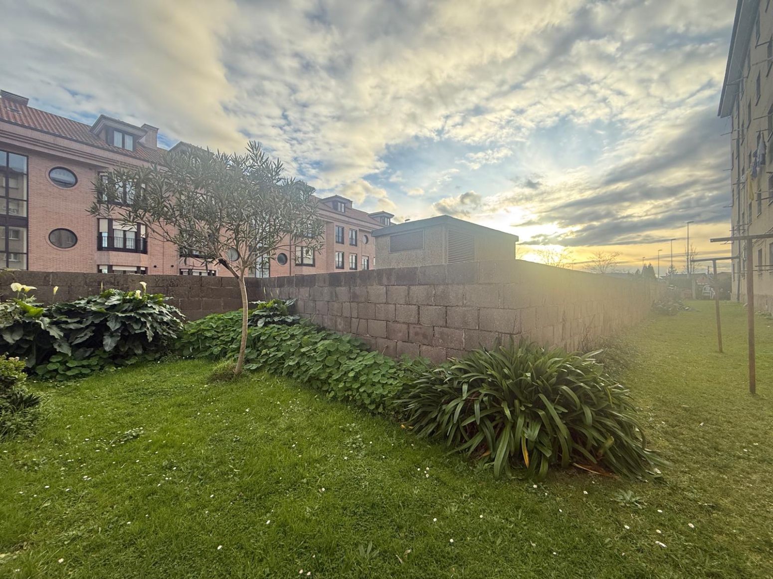 Jardín de Piso en venta en Avilés con Calefacción, Parquet y Amueblado