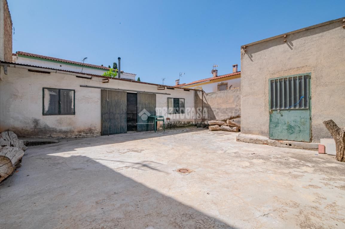 Single-family semi-detached for sale in Polideportivo, Alhendín