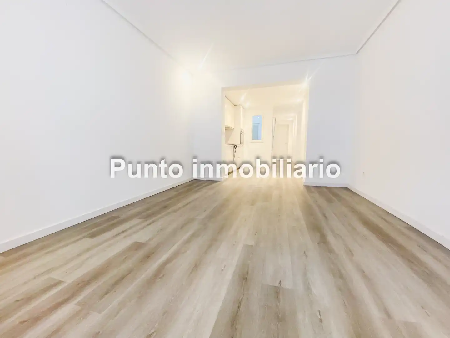 Flat with lift to rent in Calle Núñez de Arce, imagen 3