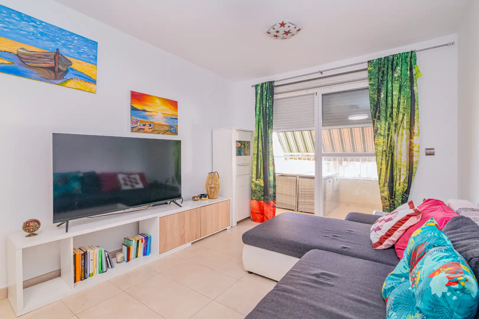 Wohnzimmer von Wohnung zur Miete in Almuñécar mit Klimaanlage, Heizung und Terrasse