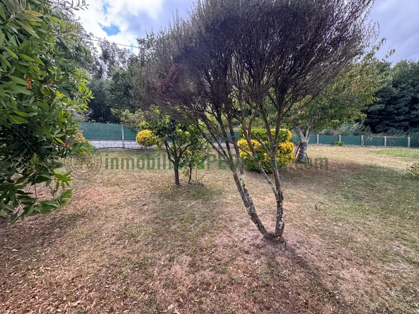 Casa o xalet en venda en Pontevedra Capital  amb Calefacció i Jardí privat