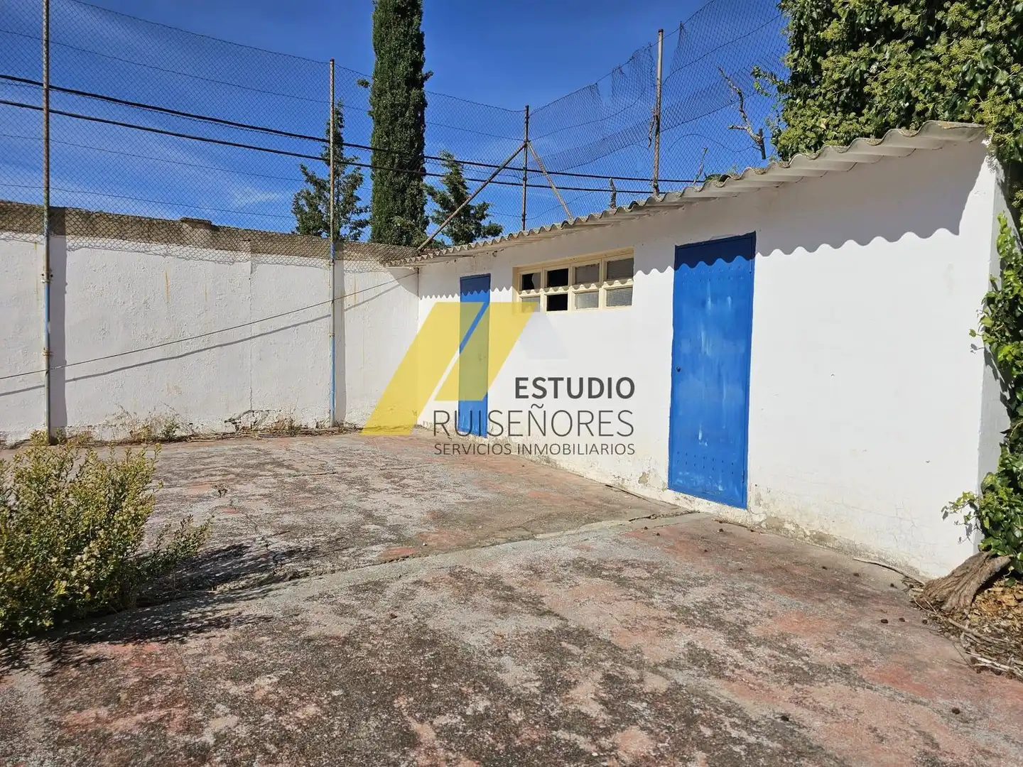 Vista exterior de Casa o xalet en venda en Cuarte de Huerva amb Jardí privat, Terrassa i Traster