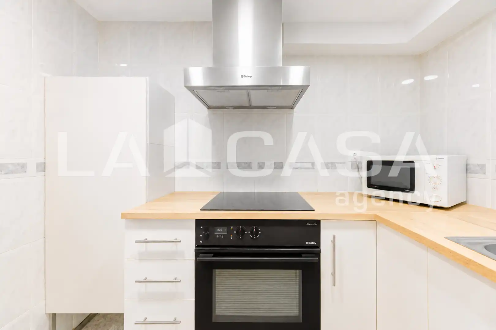 Cocina de Piso en venta en Valencia con Balcón