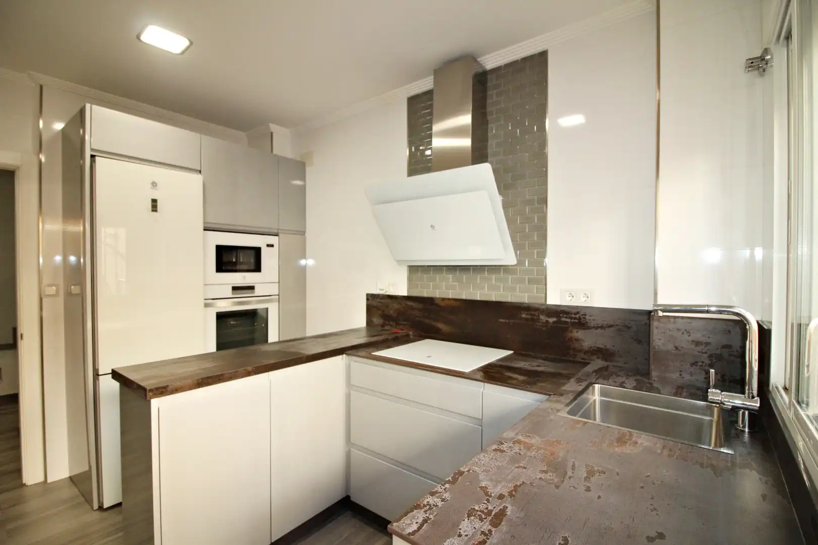 Cocina de Casa adosada en venta en San Juan del Puerto con Amueblado