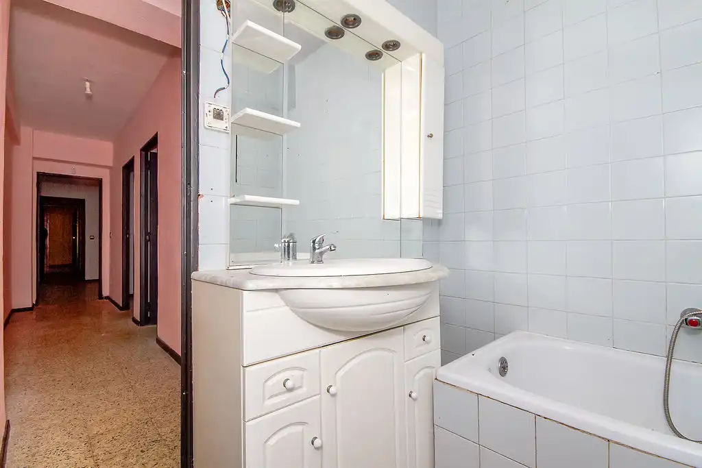 Bathroom of Flat for sale in Torrejón de Ardoz