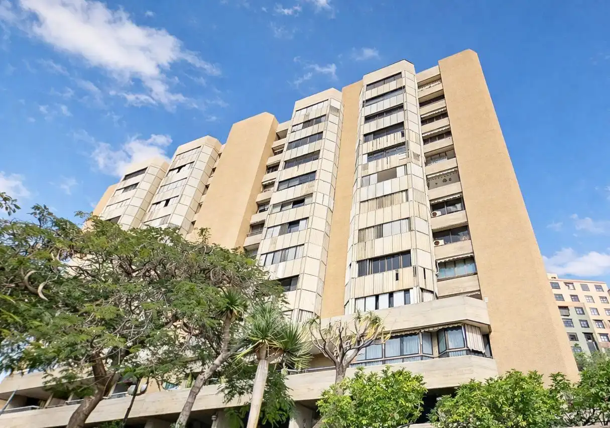 Exterior view of Flat for rent in Santa Cruz de Tenerife  with Air Conditioner, Heating and Storage room