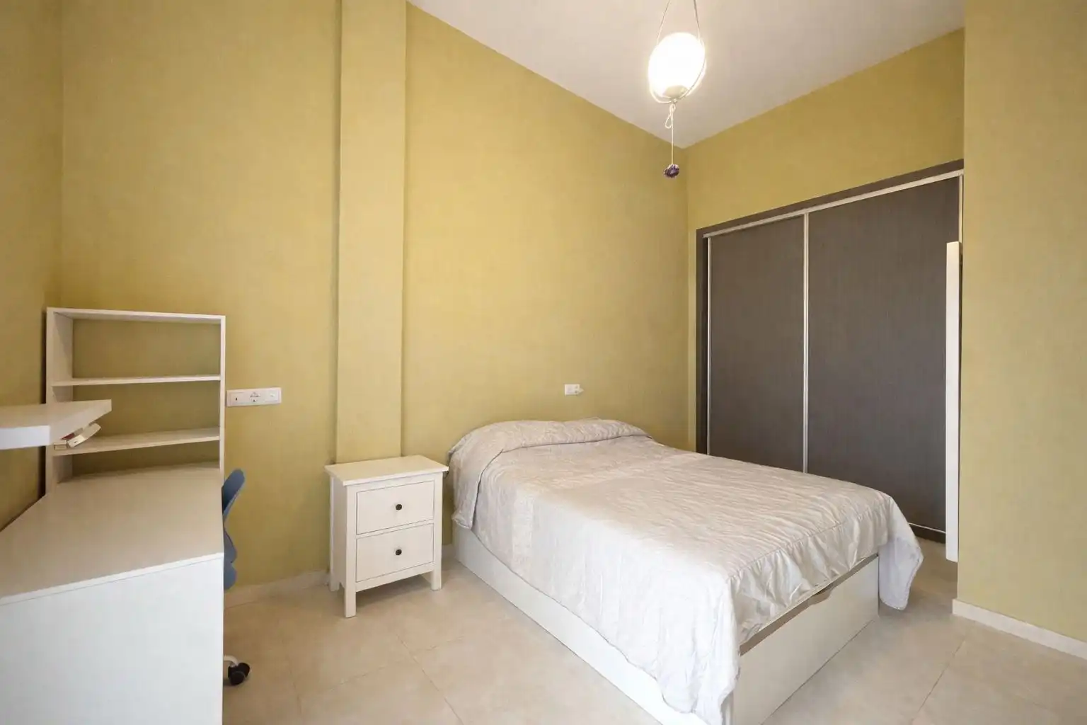 Schlafzimmer von Wohnung zum Verkauf in Colmenar mit Klimaanlage, Heizung und Terrasse