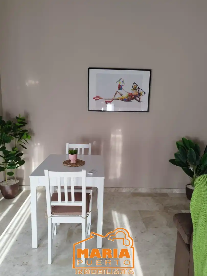 Menjador de Apartament de lloguer en Antequera amb Aire condicionat, Traster i Moblat