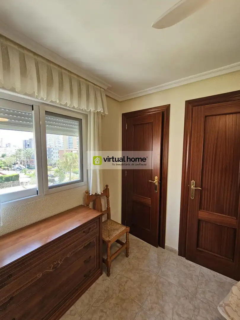 Bedroom of Flat for sale in Benidorm  with Air Conditioner, Terrace and Furnished