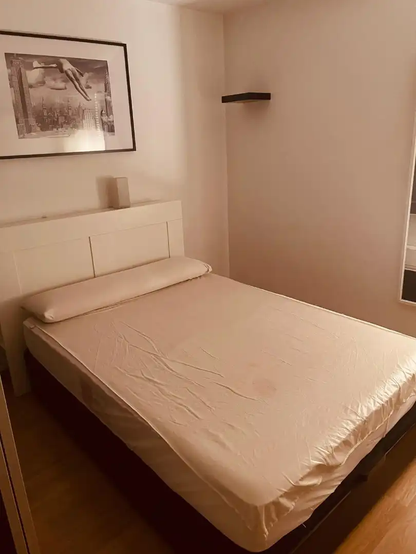 Habitación de Piso de alquiler en Granada con Aire acondicionado, Calefacción y Parquet