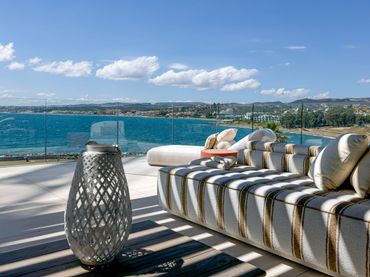 Apartament amb piscina en venda a Estepona Pueblo