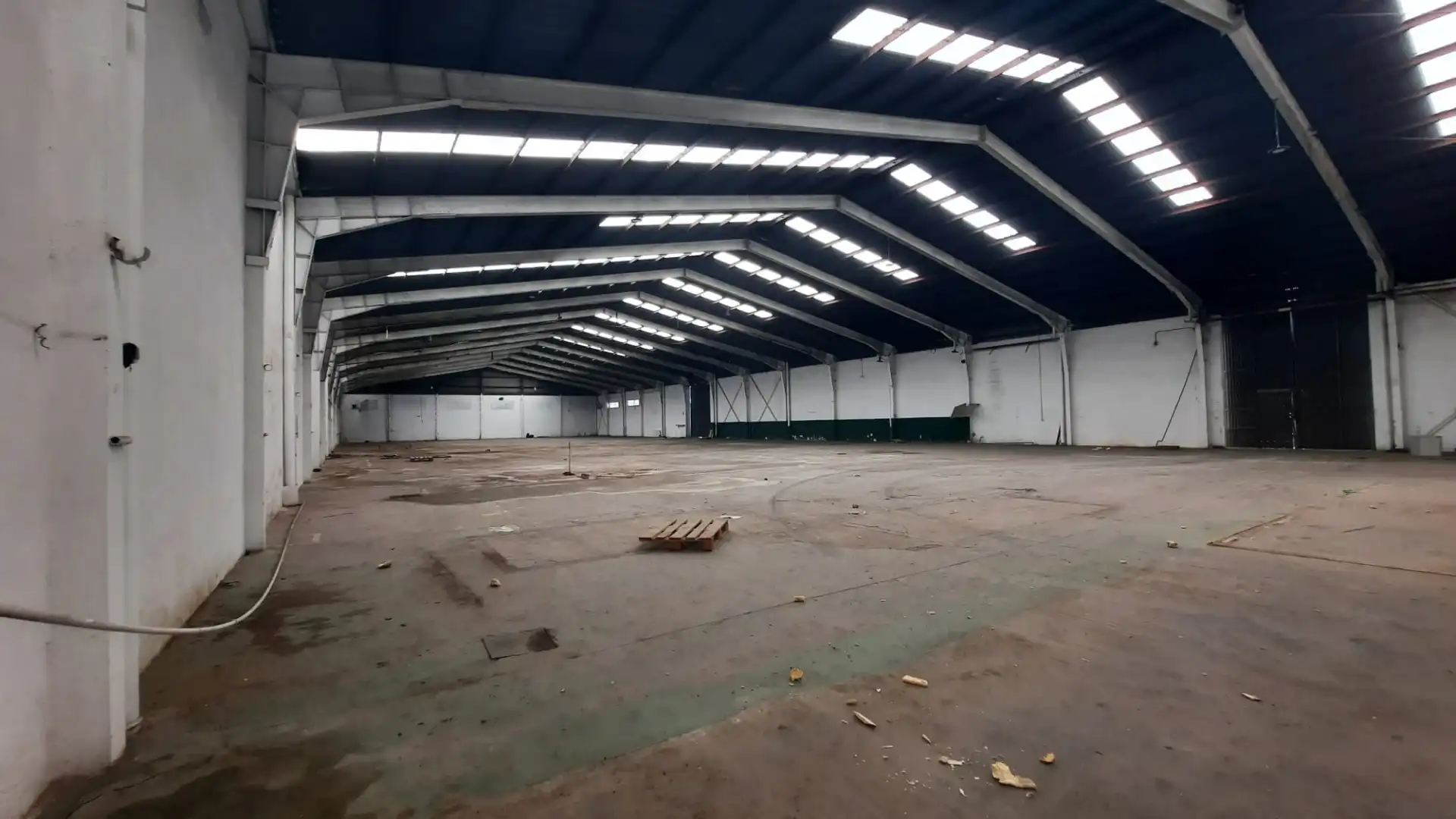 Fabrikhallen zur Miete in Almazora / Almassora