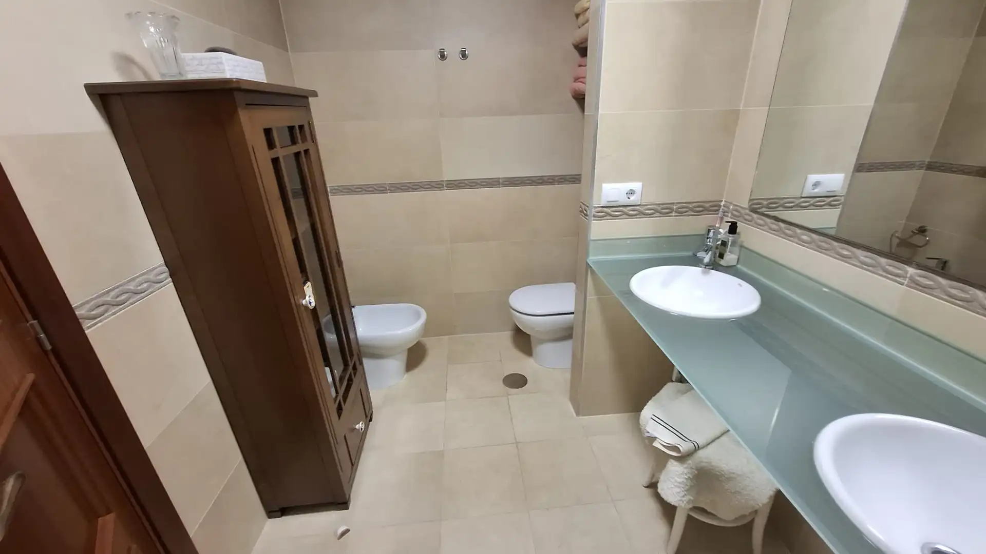 Baño de Piso de alquiler en Málaga con Aire acondicionado, Terraza y Amueblado