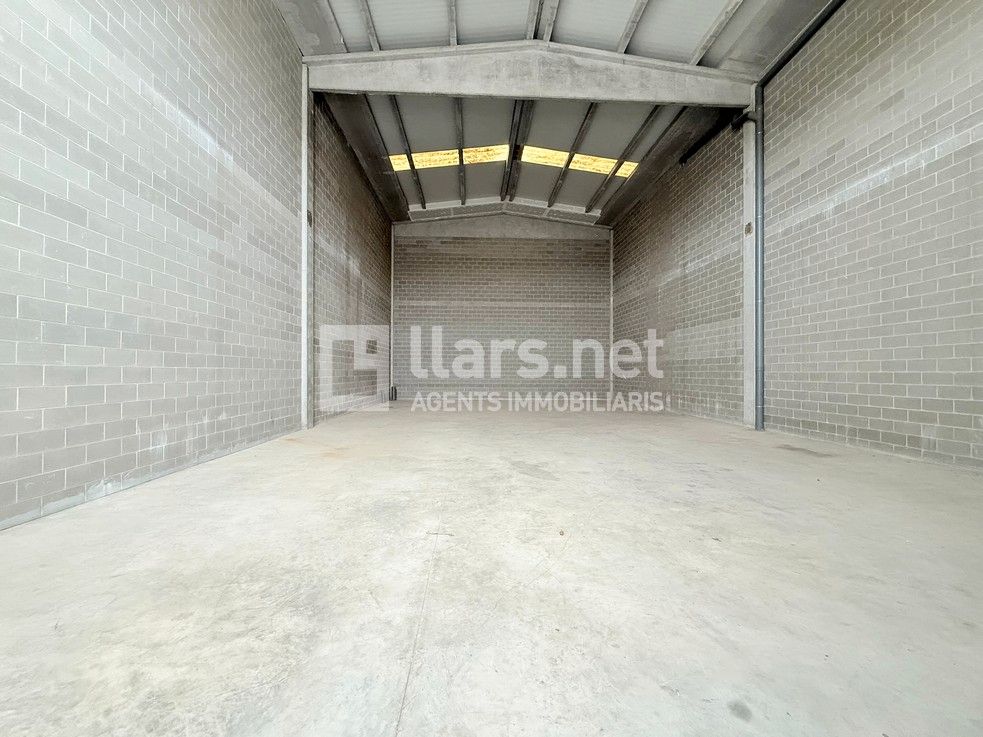 Parking of Industrial buildings for rent in Vilanova i la Geltrú