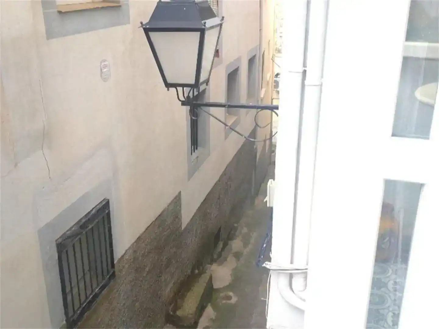 Terrassa de Planta baixa en venda en Baños de Montemayor amb Parquet, Moblat i Balcó