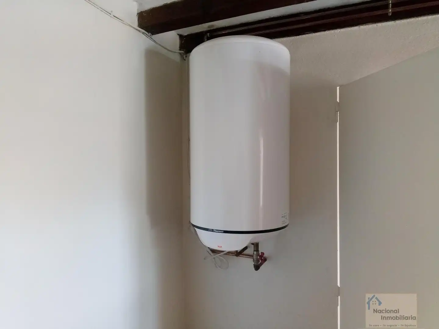Bany de Casa o xalet en venda en Torre Val de San Pedro amb Calefacció, Moblat i Alarma