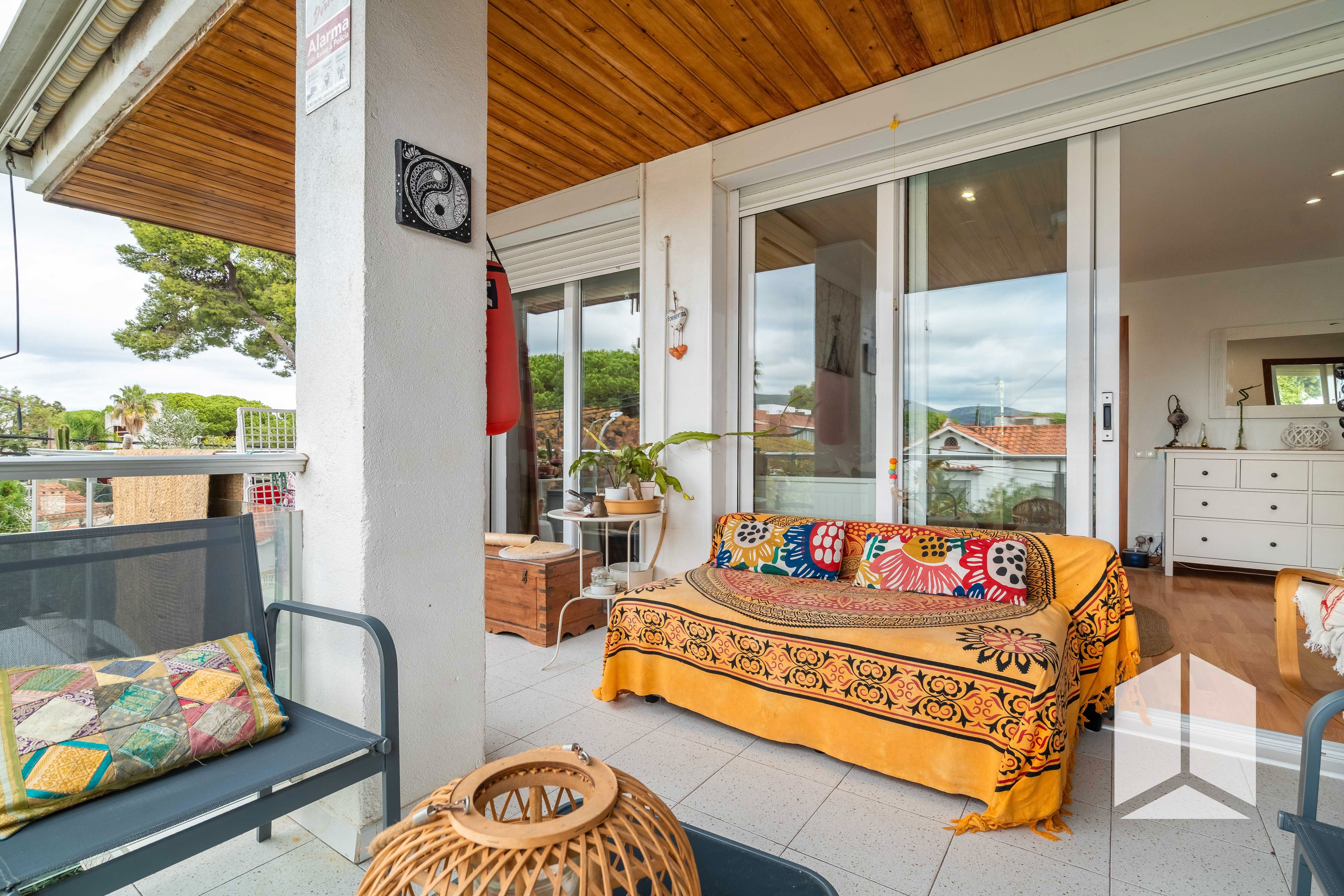 Terrassa de Pis en venda en Castelldefels amb Aire condicionat, Terrassa i Traster