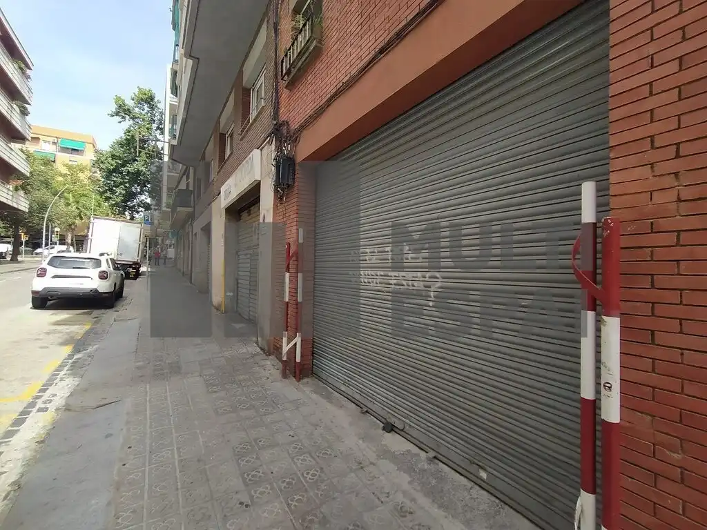 Local en venda a Carrer de la Font d'en Canyelles, La Prosperitat