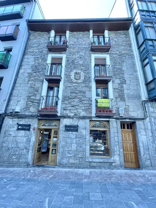Local comercial en alquiler en San Frantzisko Kalea