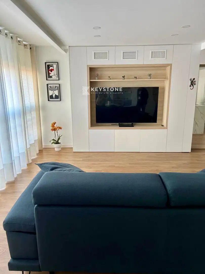 Wohnzimmer von Wohnung zur Miete in Alicante / Alacant mit Klimaanlage, Heizung und Möbliert