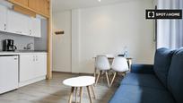Living room of Flat to rent in  Barcelona Capital  with Air Conditioner, Heating and Furnished