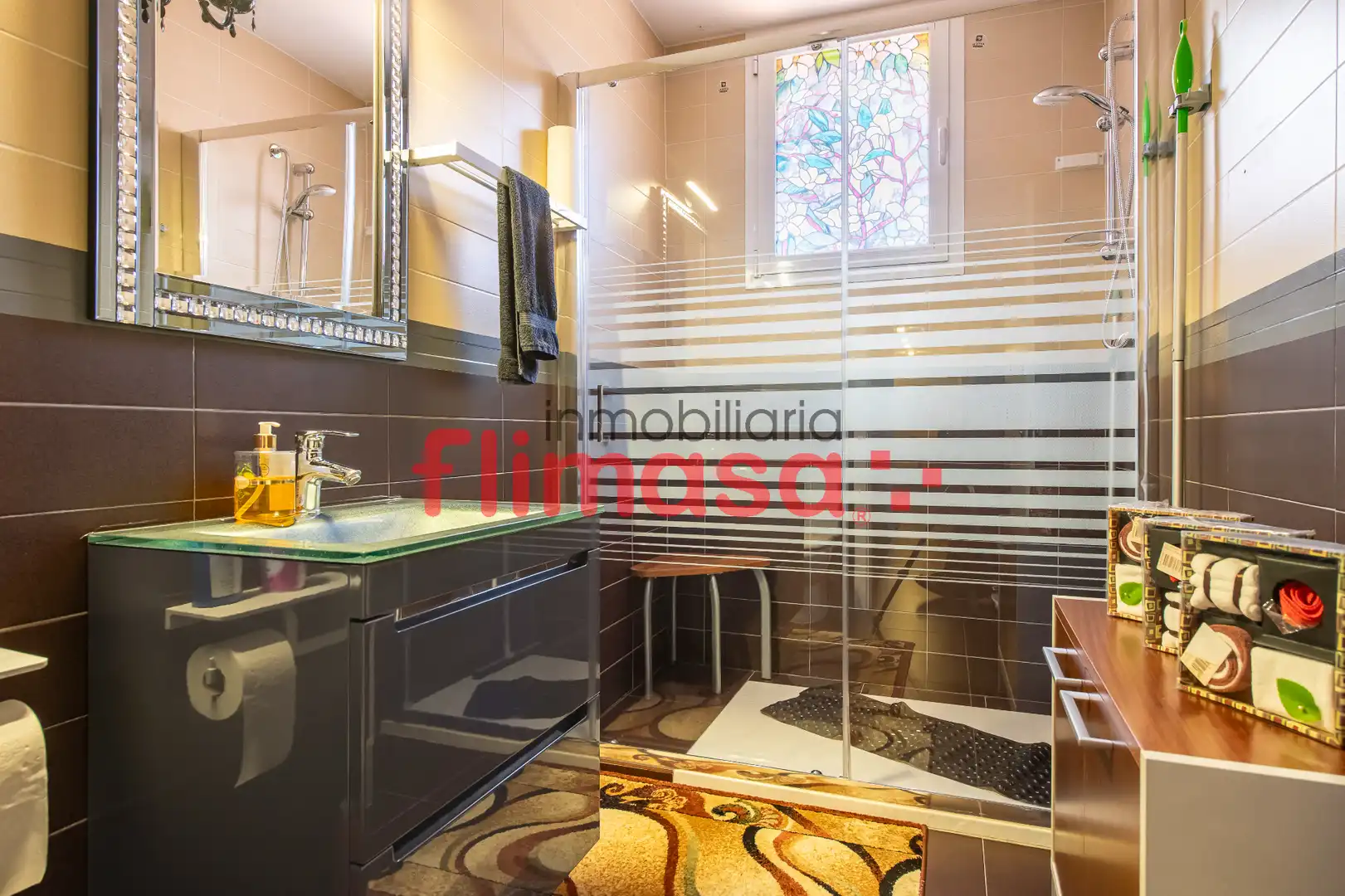Bathroom of Houses for sale in Villaviciosa de Odón  with Air Conditioner, Heating and Private garden
